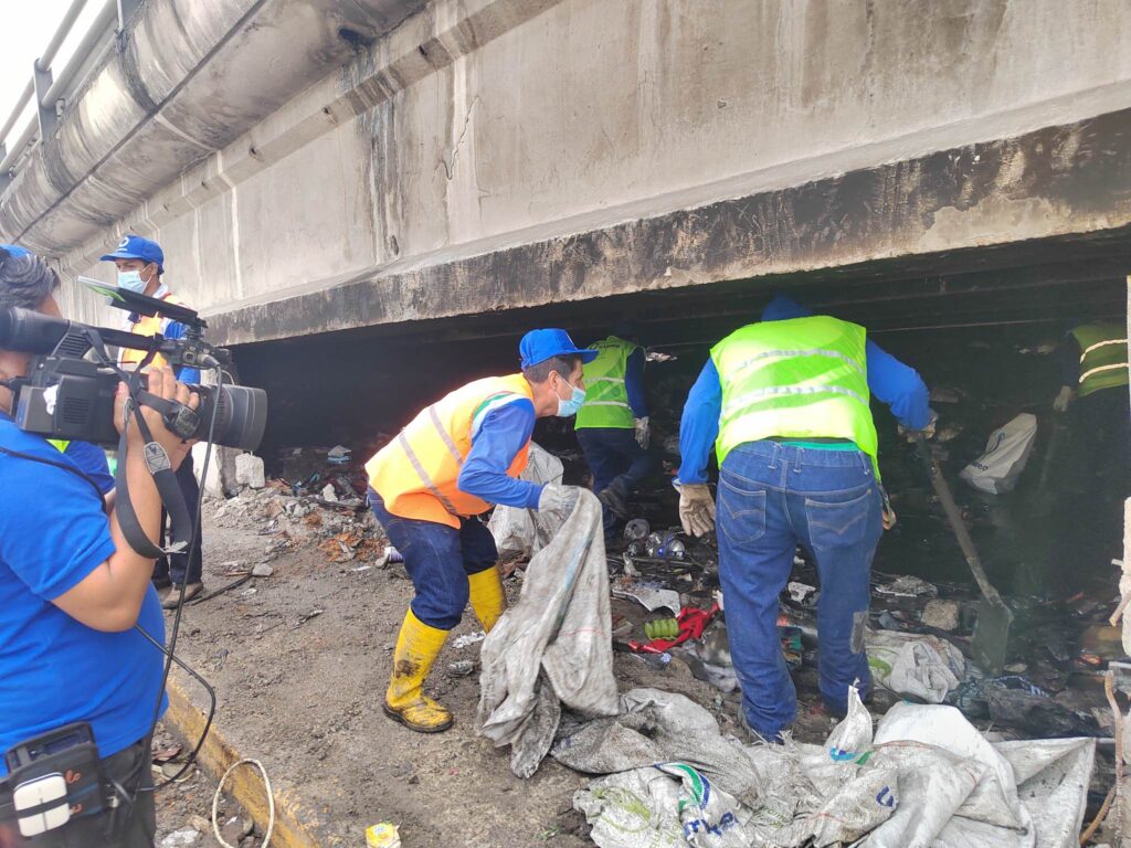 Puente-Guayaquil-Cierre-D'UNA