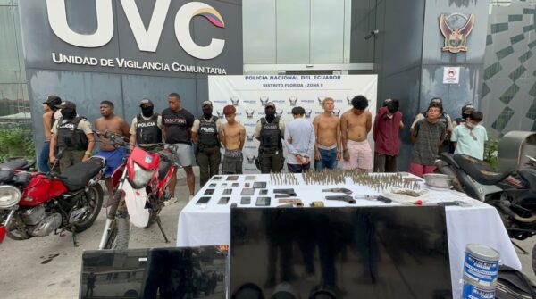 OPERATIVO APOLO 2 DEJÓ 11 MIEMBROS DE LOS TIGUERONES DETENIDOS EN SOCIO VIVIENDA Y LA BARRACA, EN GUAYAQUIL - PERIÓDICO D'UNA